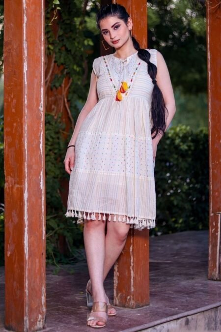 Radiant Off White Color Readymade Cotton Fabric Kurti